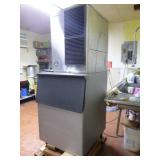 Hoshizaki Ice Machine and Ice Bin