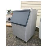 Scotsman Ice Bin