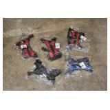 5 New dog harnessed size small Hear...