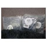 4 VIVAGLORY ROUND DARK GREY DOG BED...