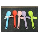 5 COOK WITH COLOR SILICONE SPOONS...