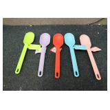 5 COOK WITH COLOR SILICONE SPOONS...