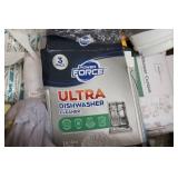 OVERSTOCK BOX Sponges, Tissues, Zip...