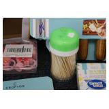 Miscellaneous kitchen/baking suppli...