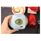 Kitchen gadgets egg rings, burger p...