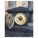 E. Ingraham Co. Mantel Clock with Key needs a part