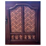 Vintage Magnovox Record Player Stereo Console Cabinet