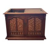 Vintage Magnovox Record Player Stereo Console Cabinet