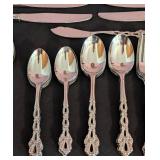 Oneida Chandelier Stainless Steel Flatware Set