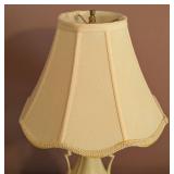 Vintage Cream Table Lamp