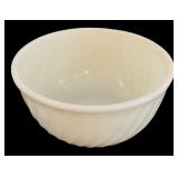 Vintage Nesting Swirl Fire King Milk Glass Mixing Bowls