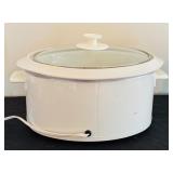 West Bend 5 - 6 QT Slow Cooker and The Crockery Cooker 3 - 3 1/2 QT