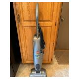 Handy BISSELL Flip-It Hard Floor Cleaner