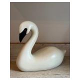 Pretty Swan Decorative Figurine