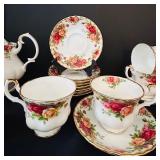 Royal Albert Old Country Roses Collection Bone China Tea Service