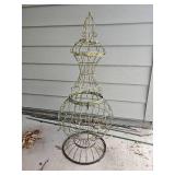 Décor Outdoor Wire Obelisk