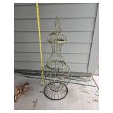 Décor Outdoor Wire Obelisk