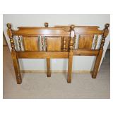 Traditional Cannon Ball Twin Berd Set pair
