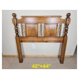 Traditional Cannon Ball Twin Berd Set pair