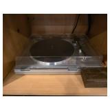 Akai Direct Drive Stereo Turntable Record Player AP-D2