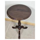 Mahogany Tri Foot Round Pedestal Side Table