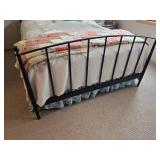 Contemporary Metal Queen Size Bed Set