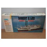 Scientific Robert E Lee Mississippi Steamboat Wood Ship Model Scientific Robert E Lee Mississippi Steamboat Wood Ship Model