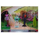 Barbie & Hot Wheels McDonalds Happy Meal Display Barbie & Hot Wheels McDonalds Happy Meal Display