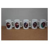 *5* Vintage Coca-Cola Christmas Mugs *5* Vintage Coca-Cola Christmas Mugs