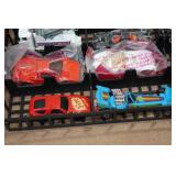Street Wheels Amoco Racing Carry Case with Cars Street Wheels Amoco Racing Carry Case with Cars