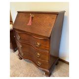 Jasper Cabinet Company Petite Oak Secretary Desk with Key Jasper Cabinet Company Petite Oak Secretary Desk with Key