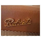 Roberts Revival Vintage Portable Radio with Faux Leather Case Roberts Revival Vintage Portable Radio with Faux Leather Case