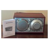 Starlogic AM/FM Radio Receiver Model 11009726 with User Guide Starlogic AM/FM Radio Receiver Model 11009726 with User Guide