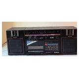 Panasonic RX-C36 Portable Stereo Boombox with Detachable Speakers Panasonic RX-C36 Portable Stereo Boombox with Detachable Speakers
