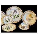 Spode Stafford Flowers Fine Bone China 7-Piece Place Setting Spode Stafford Flowers Fine Bone China 7-Piece Place Setting