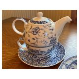 Spode England Clifton Blue and White Floral Tea and Dessert Set Spode England Clifton Blue and White Floral Tea and Dessert Set