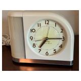 Big Ben Moon Beam Vintage Electric Alarm Clock Big Ben Moon Beam Vintage Electric Alarm Clock