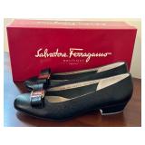 Salvatore Ferragamo Black Lizard Print Bow Heels Size 6.5 with Box Salvatore Ferragamo Black Lizard Print Bow Heels Size 6.5 with Box