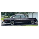 Classic 1974 Mercedes-Benz 240D Classic 1974 Mercedes-Benz 240D