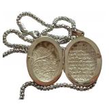 Sterling Silver 20 Inch Chain with Engraved Oval Locket Pendant Sterling Silver 20 Inch Chain with Engraved Oval Locket Pendant