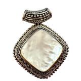 Sterling Silver and Mother of Pearl Pendant Sterling Silver and Mother of Pearl Pendant