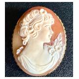 14K Gold Italian Carved Shell Cameo Brooch Pendant 14K Gold Italian Carved Shell Cameo Brooch Pendant