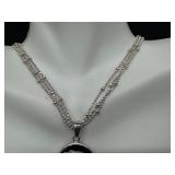 Sterling Silver Cameo Pendant Necklace with 20 Inch Chain Sterling Silver Cameo Pendant Necklace with 20 Inch Chain