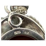 Sterling Silver Cameo Pendant Necklace with 22 Inch Chain Sterling Silver Cameo Pendant Necklace with 22 Inch Chain