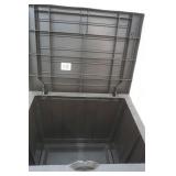 NEW Suncast Deck Box 22"x17"x19"