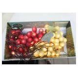 Enchanted Garden Large Misty Grapes Lights Set
