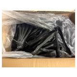 36 Plastic Serving Tongs