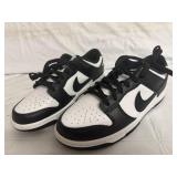 Nike Dunk Lows - Mens 7 Womens 8.6