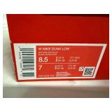 Nike Dunk Lows - Mens 7 Womens 8.6