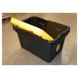 *2* 27-Gallon Totes with Lids *2* 27-Gallon Totes with Lids